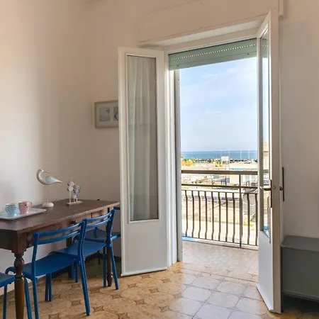 Fronte Mare 60 Apartment