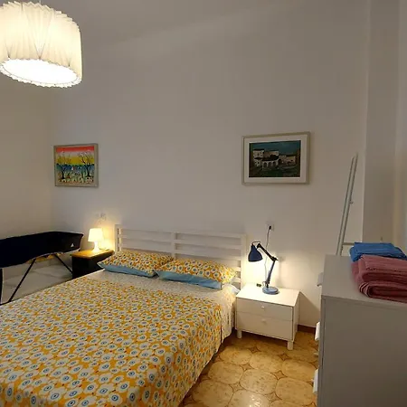 Apartment Fronte Mare 60 *